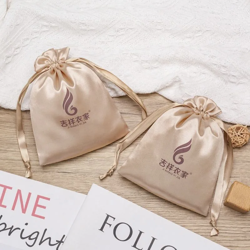 Satin Packaging Style