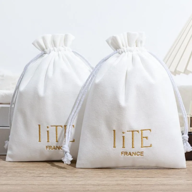 Fabric Packaging Style