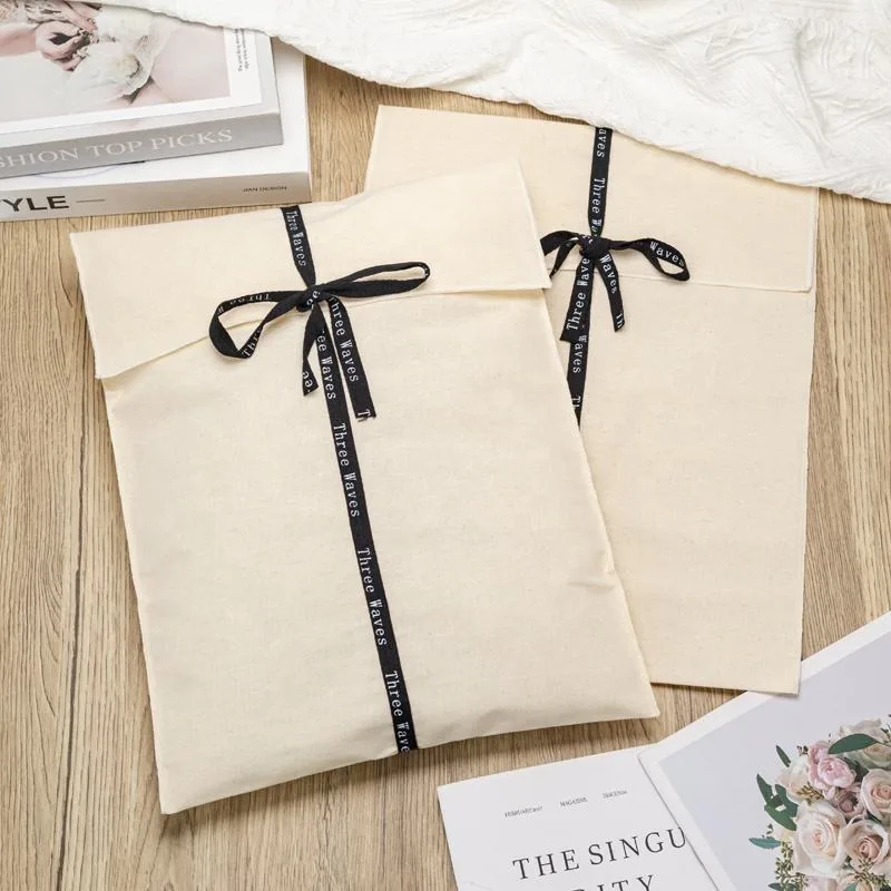Textured Fabric Envelope Pouch