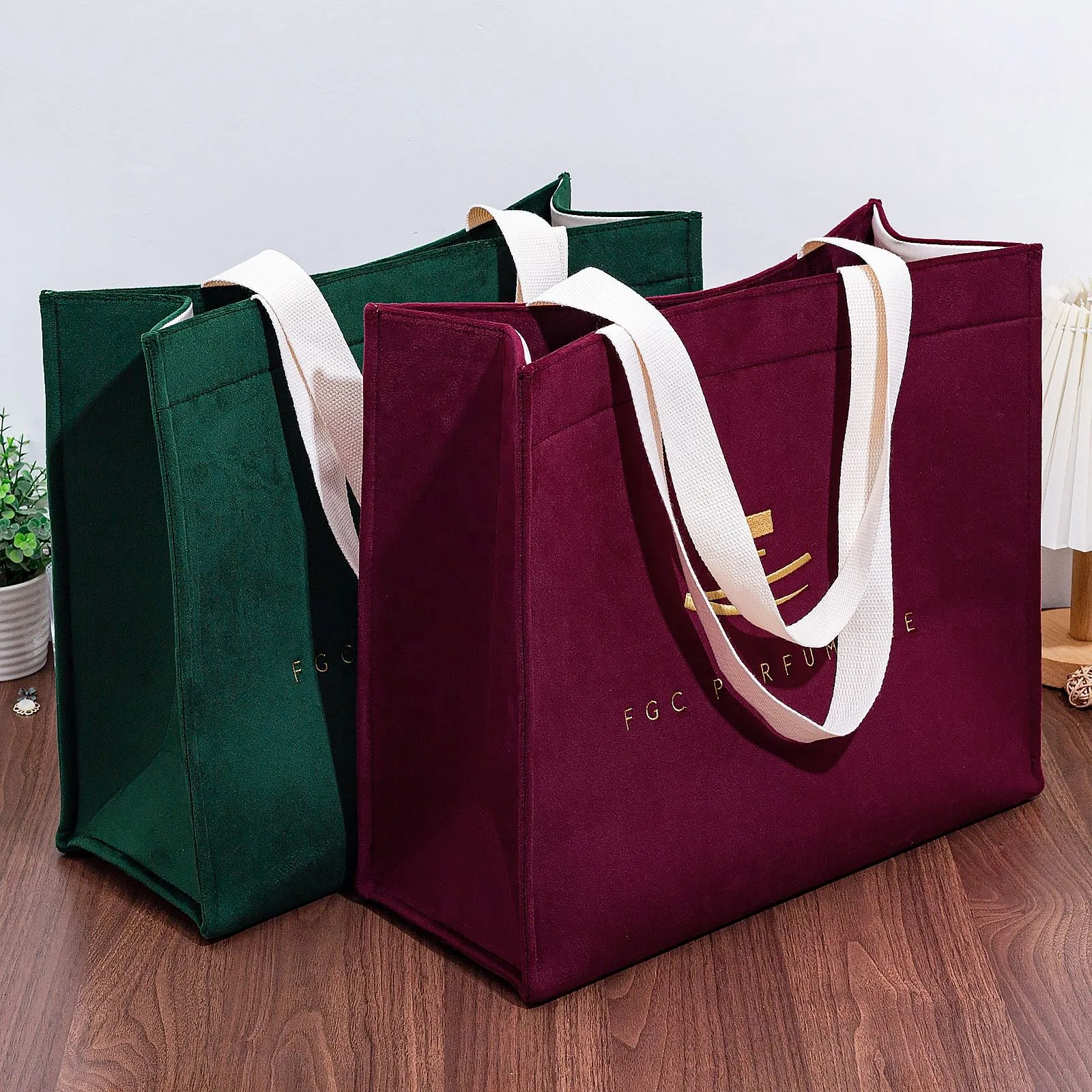 Fabric Packaging Style