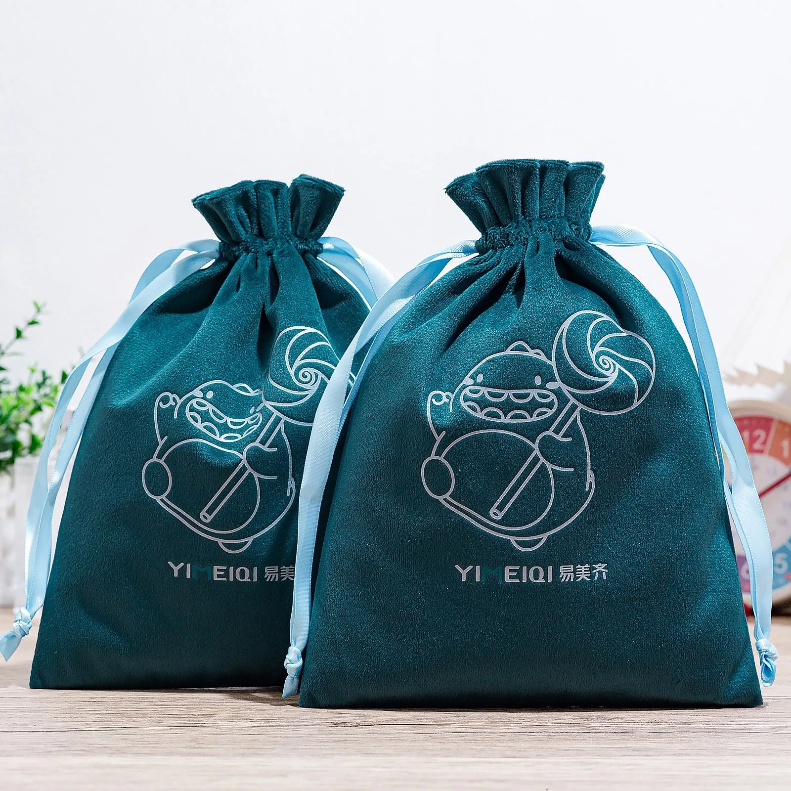 Microfiber Drawstring Pouch