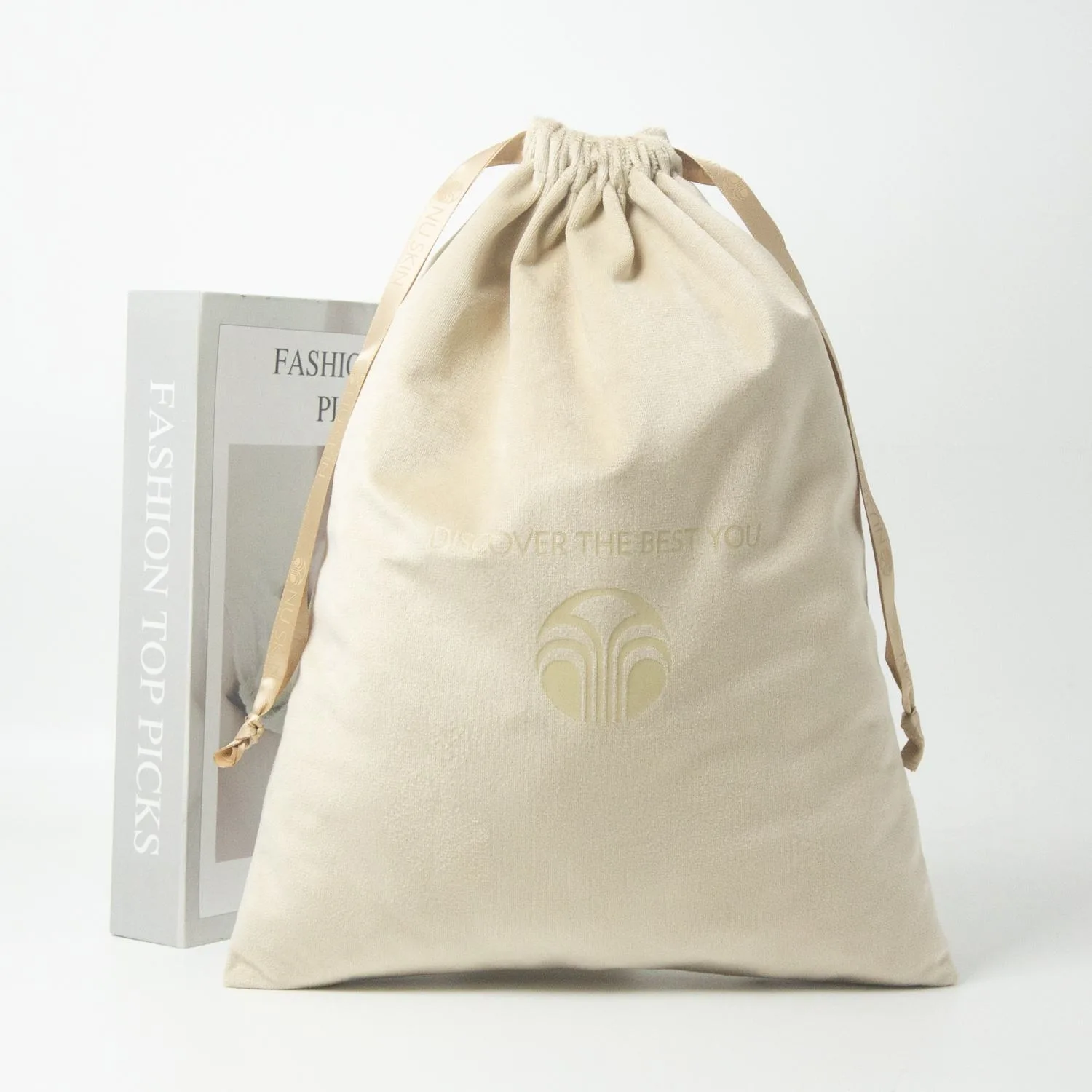 Velvet Packaging Style