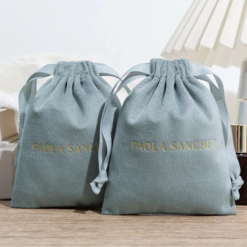 Velvet Packaging Style