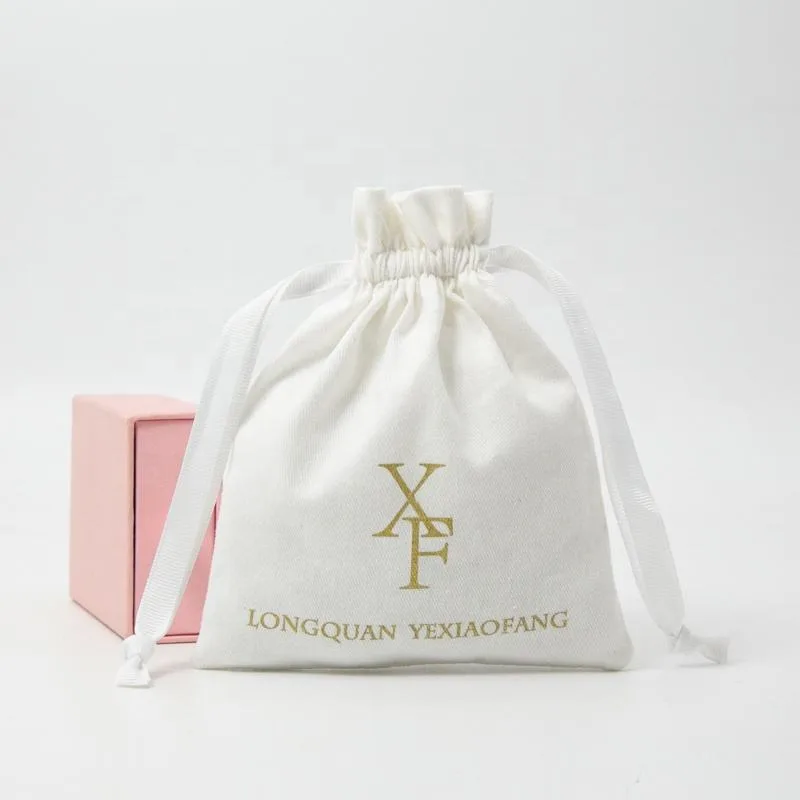 White Cotton Packaging Style