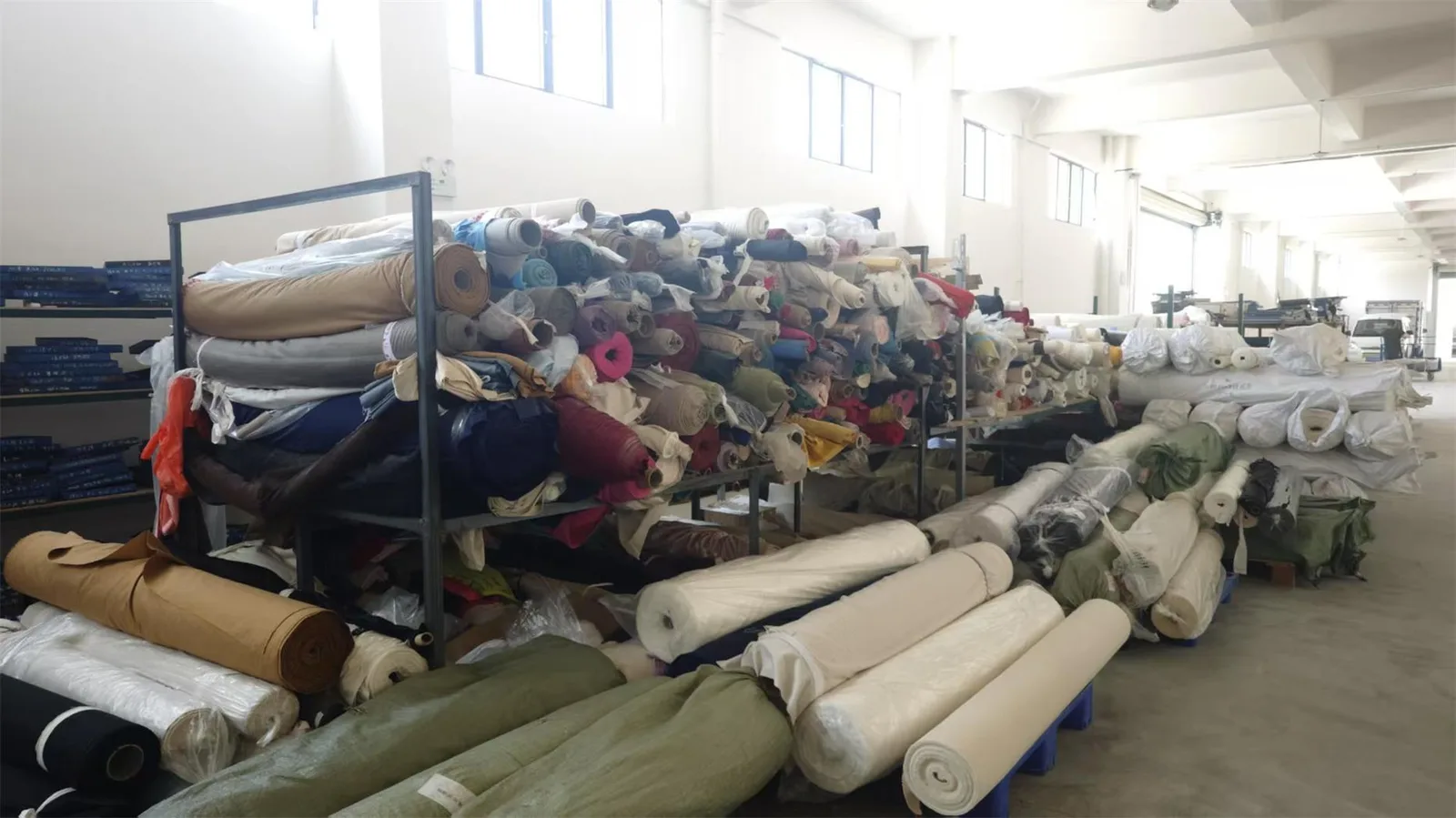 Fabric storage pictured in the Xiaobudai Alibaba company profile