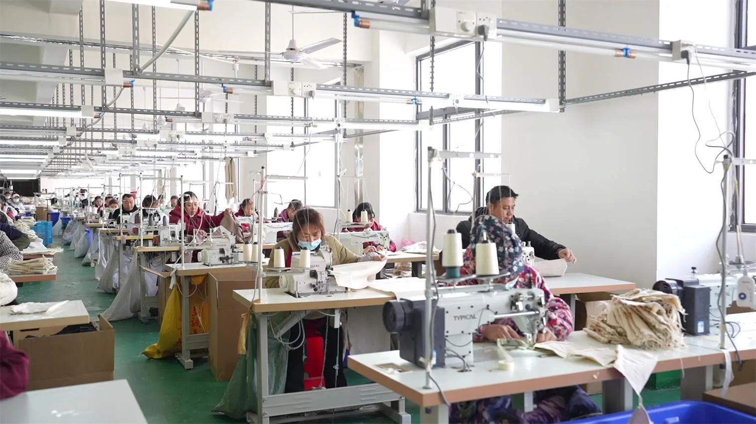 Sewing floor pictured in the Xiaobudai Alibaba company profile