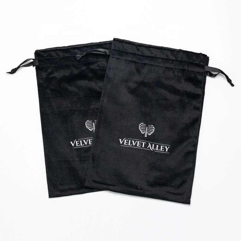 Black Velvet Packaging Style — image 6