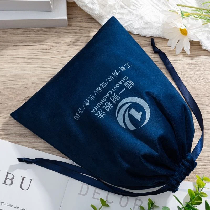 Velvet Packaging Style — image 4