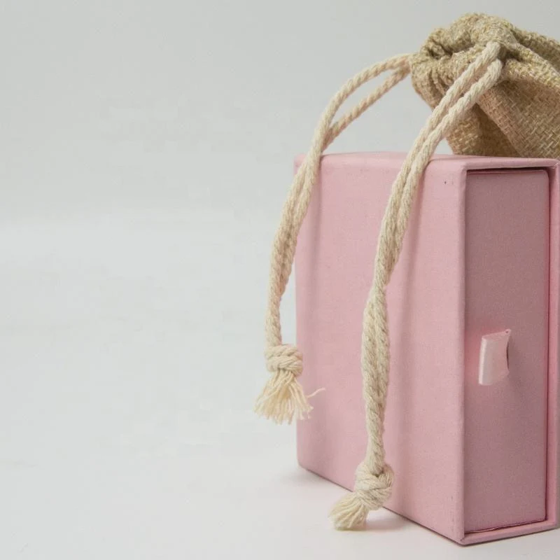 Textured Fabric Packaging Style — image 5