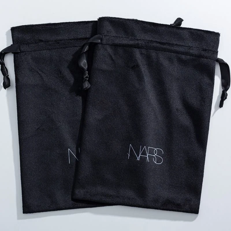 Green Velvet Drawstring Pouch — image 6