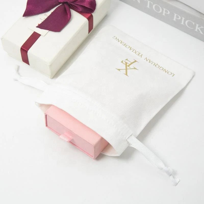 White Cotton Packaging Style — image 4