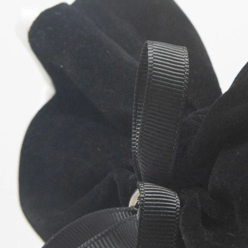 Velvet Drawstring Pouch — image 5