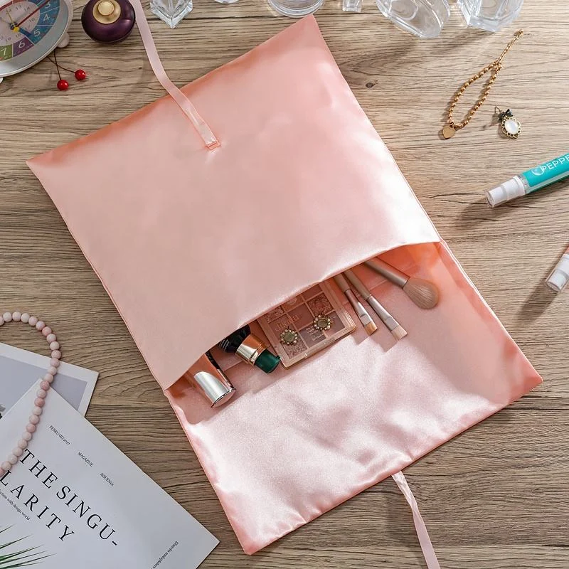 Pink Satin Packaging Style — image 4