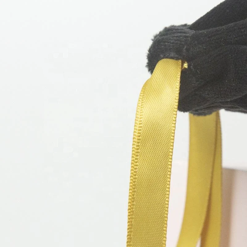 Velvet Packaging Style — image 6