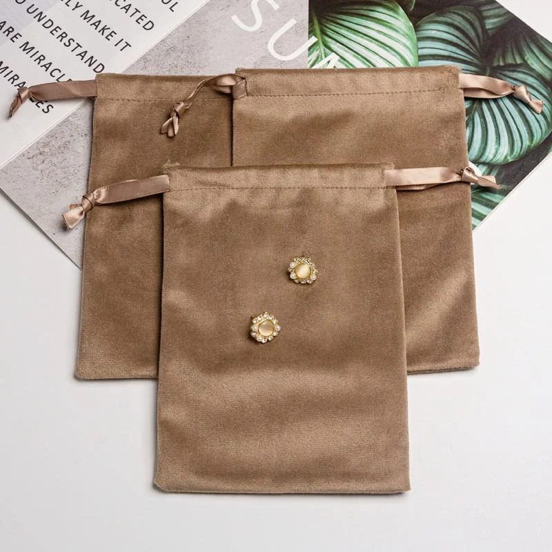 Velvet Packaging Style — image 6