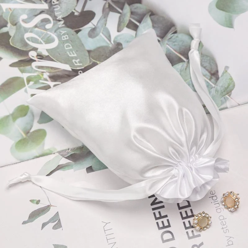White Satin Packaging Style — image 3