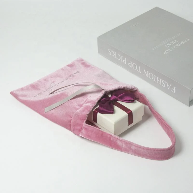Pink Velvet Packaging Style — image 4