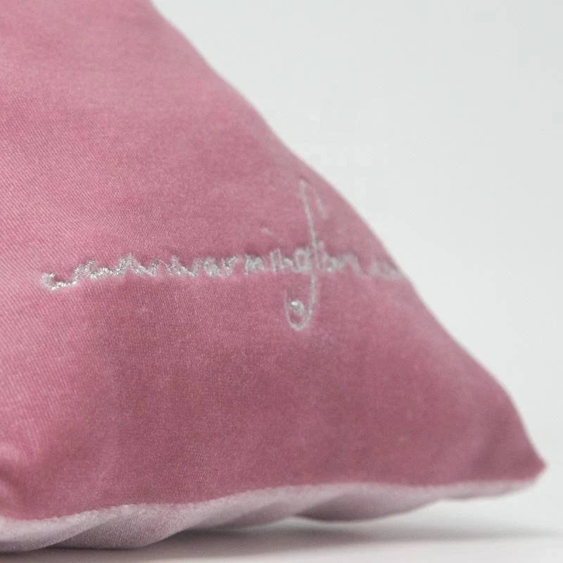 Pink Velvet Packaging Style — image 5