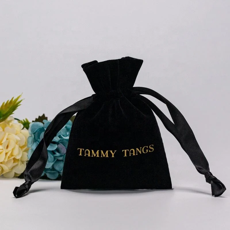 Black Velvet Packaging Style — image 2