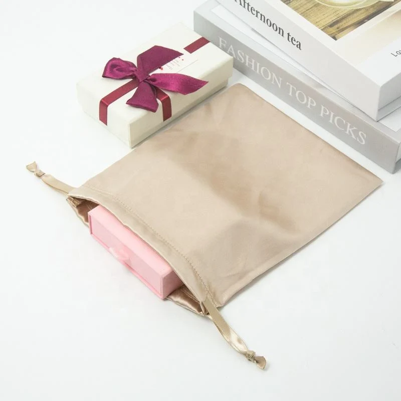 Satin Packaging Style — image 5