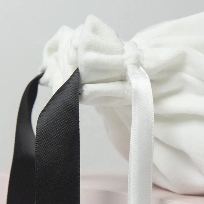 Velvet Drawstring Pouch — image 5