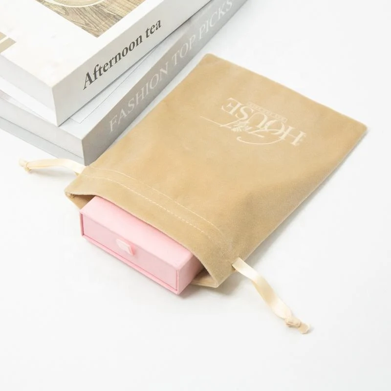Velvet Packaging Style — image 4