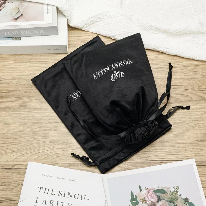 Black Velvet Packaging Style — image 3