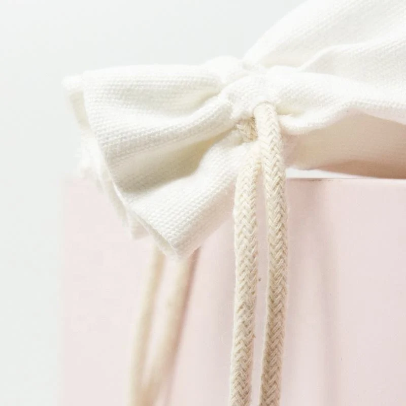 Textured Fabric Packaging Style — image 5