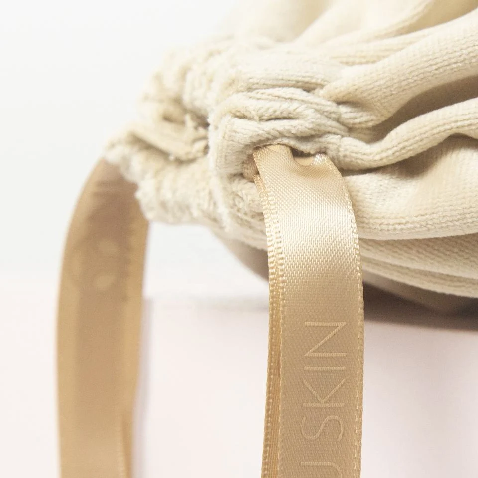 Velvet Packaging Style — image 6
