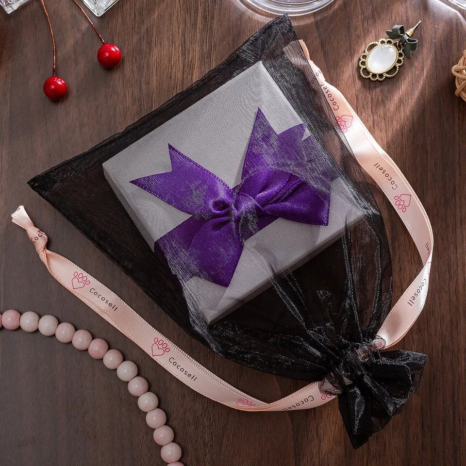 White Organza Packaging Style — image 2