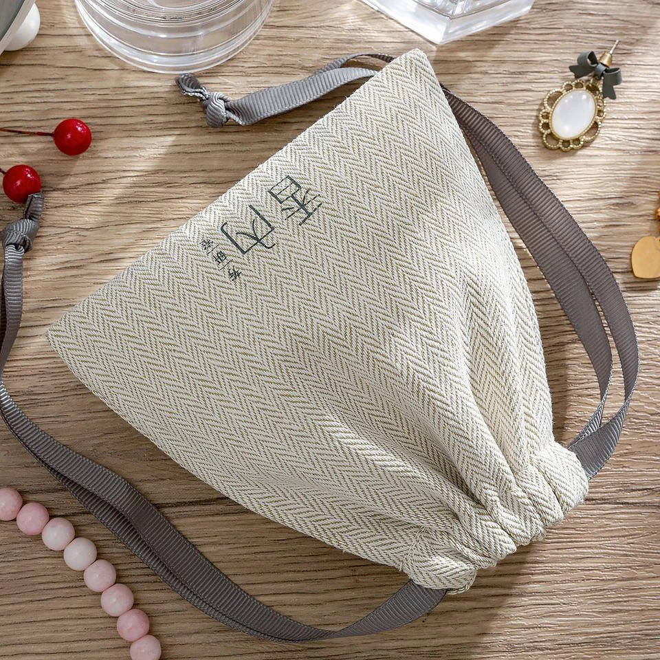 Textured Fabric Packaging Style — image 3
