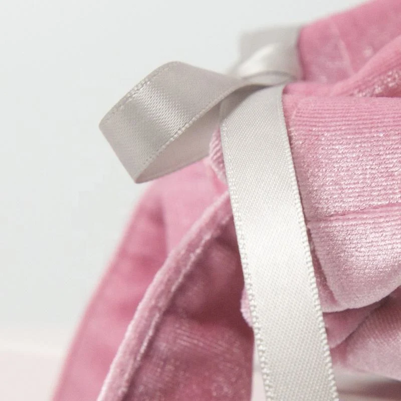 Pink Velvet Packaging Style — image 6