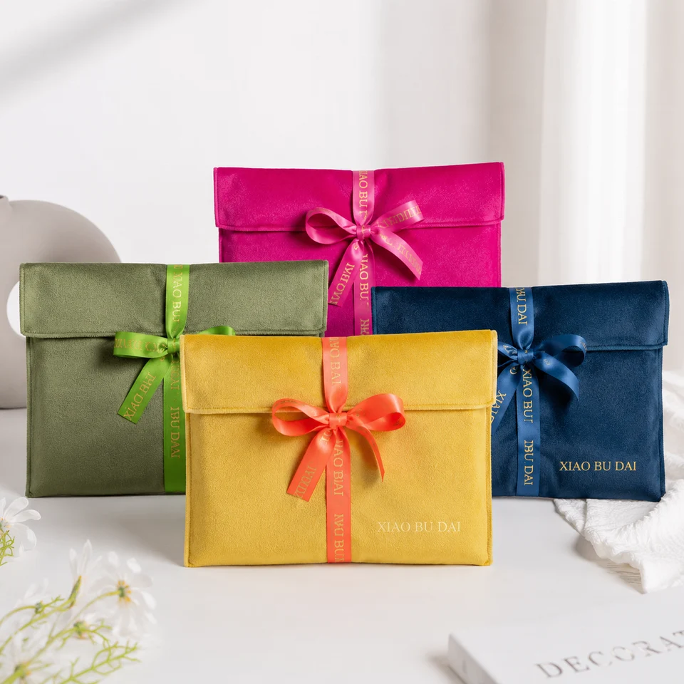 Navy Velvet Envelope Pouch — image 4
