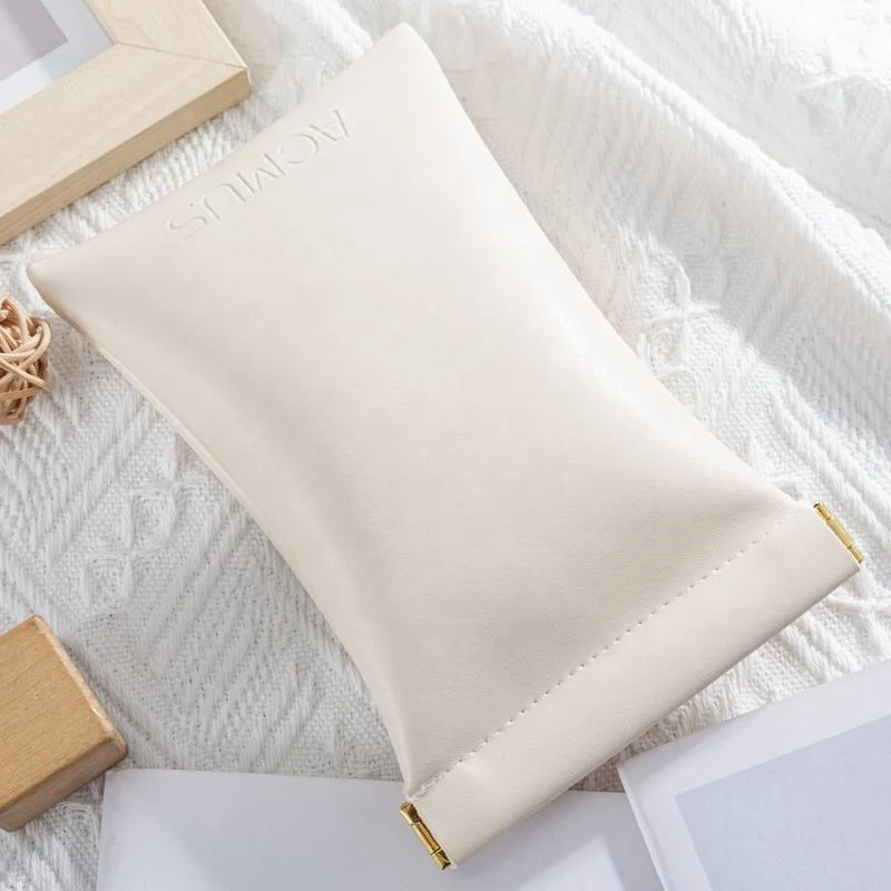 Leather-Look Packaging Style — image 4