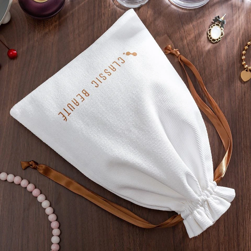 White Cotton Packaging Style — image 3