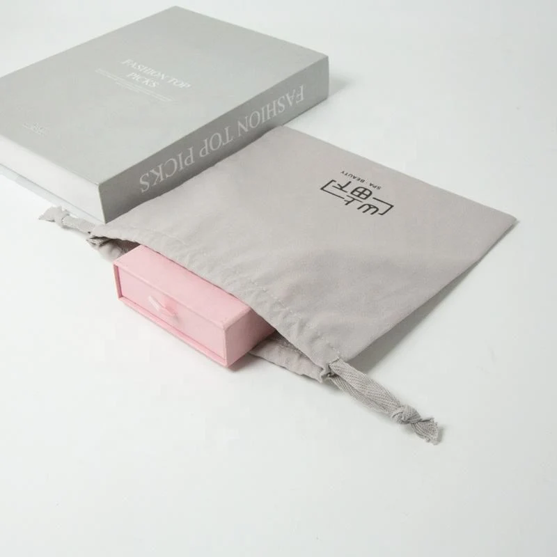 Textured Fabric Packaging Style — image 4