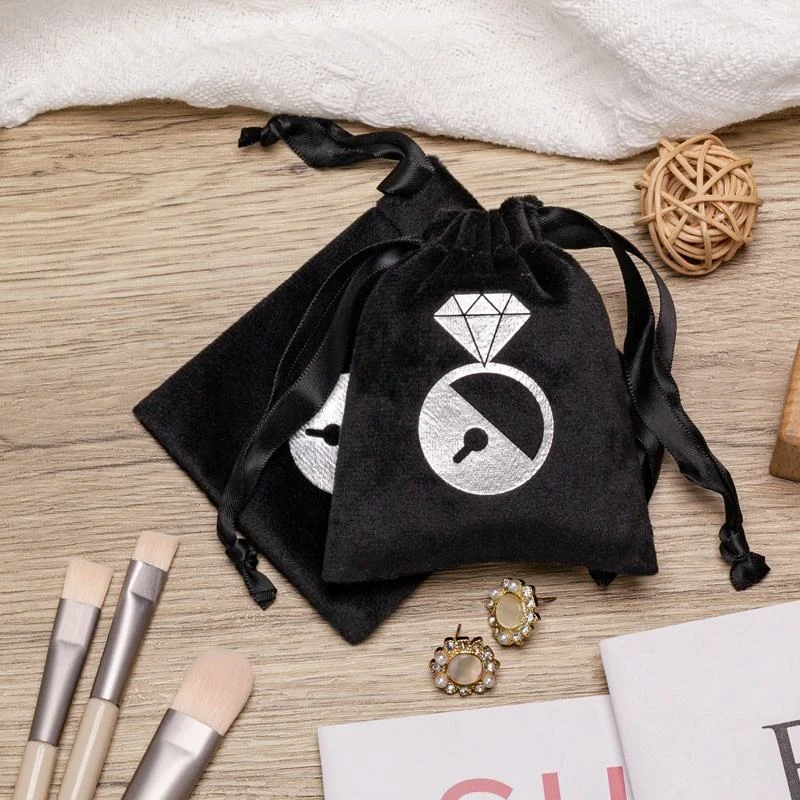 Black Velvet Packaging Style — image 4